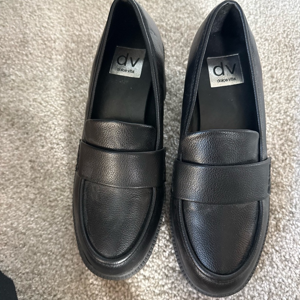 Dolce Vita Neeka Black Loafers